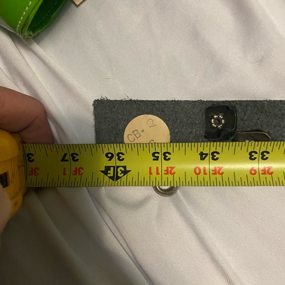 Very Unique, Black Leather Waist Belt Chain And Clip Closure Black 36 Inches - Picture 4 of 4